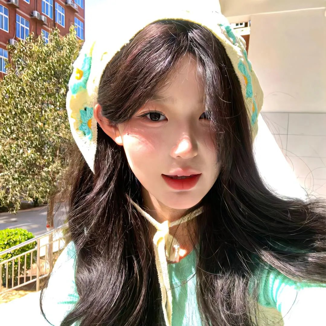 玛丽莲有深黑之眸封面
